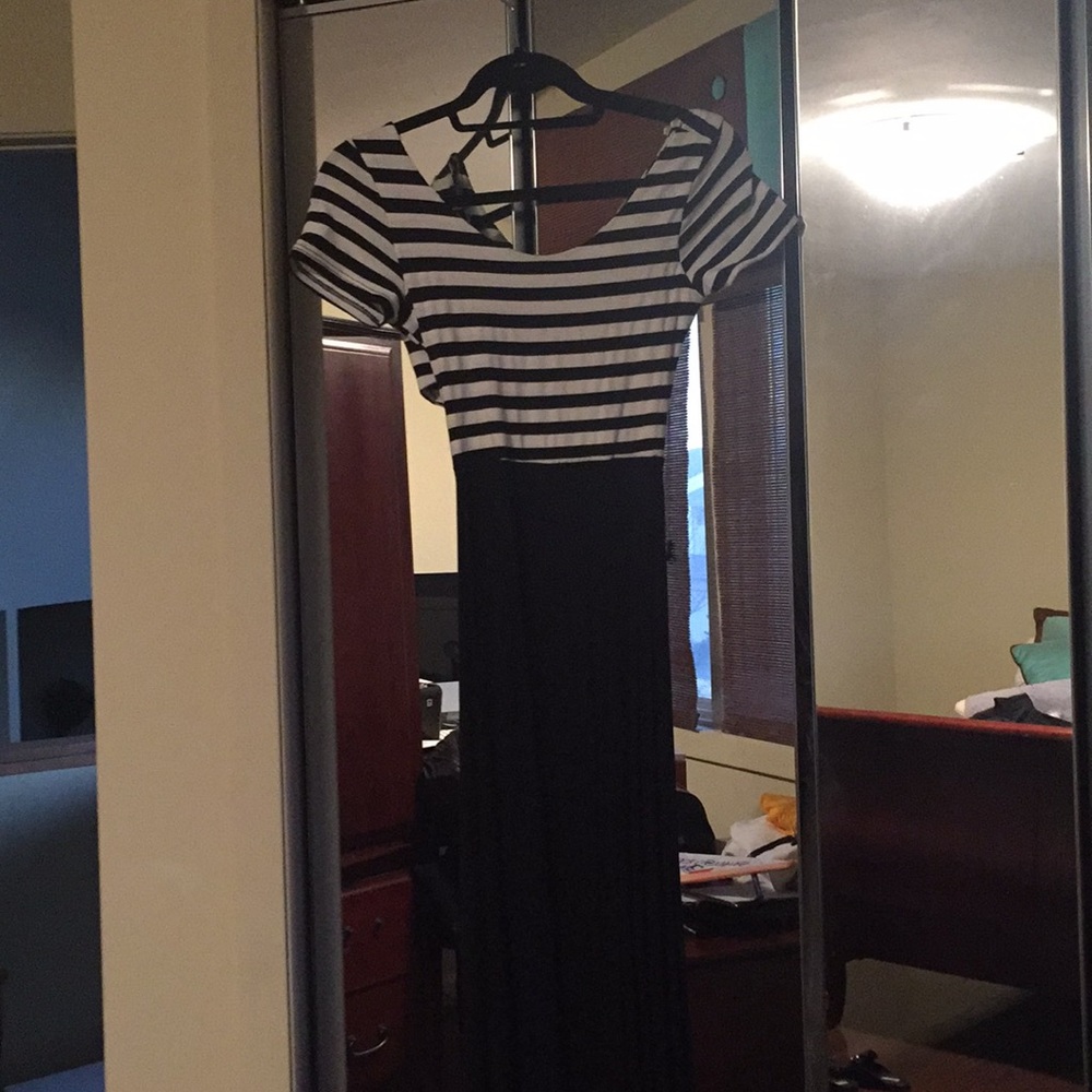 Brand new maxi dress. Tags still on!